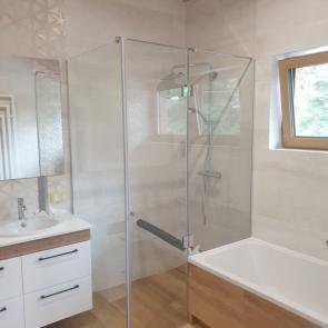 kabiny-prysznicowe-lub-parawany-nawannowe-13