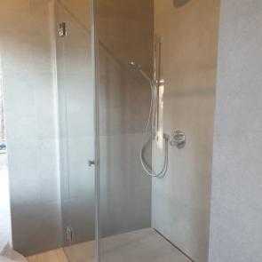 kabiny-prysznicowe-lub-parawany-nawannowe-15