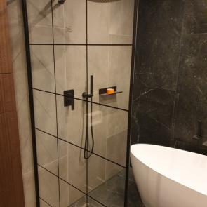 kabiny-prysznicowe-lub-parawany-nawannowe-5