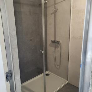 kabiny-prysznicowe-lub-parawany-nawannowe-51