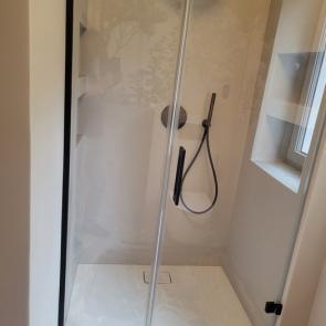 kabiny-prysznicowe-lub-parawany-nawannowe-64